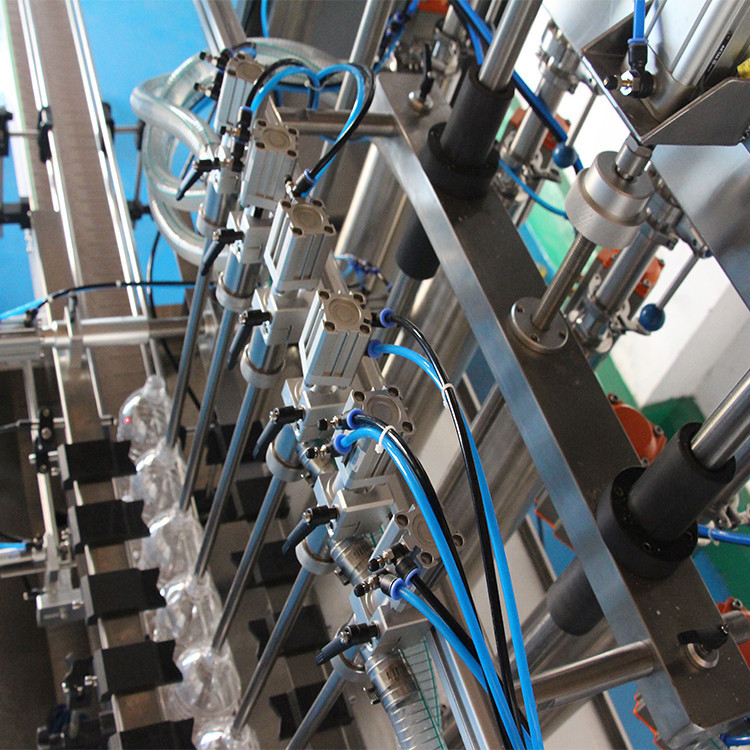 mesin pengisian minyak